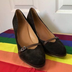 Brown Suede Audrey Buckle Detail Platform Pumps
